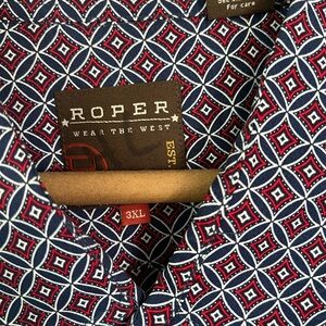 Roper Men's Navy and Red Geometric Shirt
